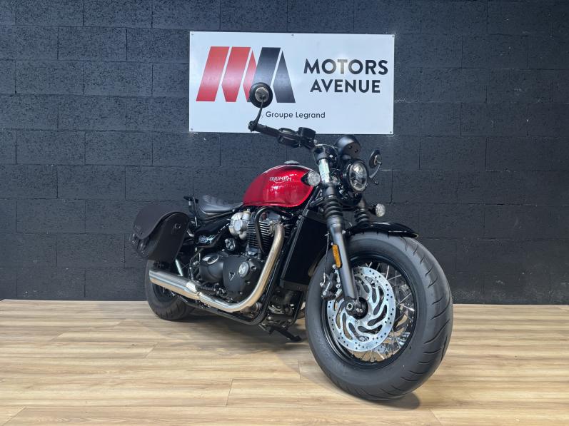 TRIUMPH Bonneville Bobber 1200