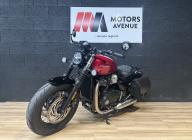 TRIUMPH Bonneville Bobber 1200