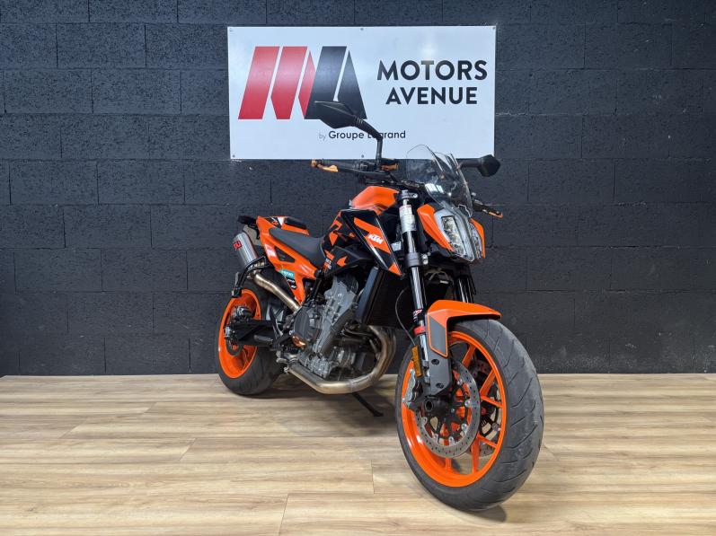 KTM 890 DUKE GP
