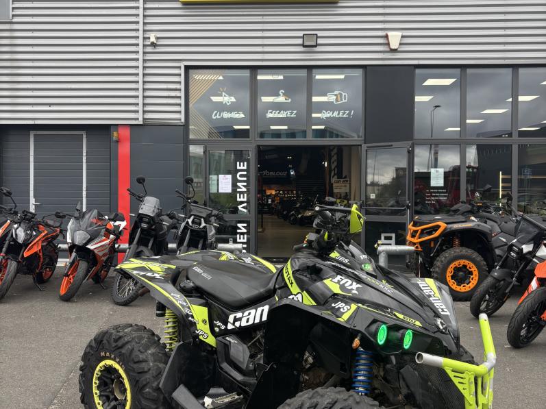 CAN-AM RENEGADE 1000