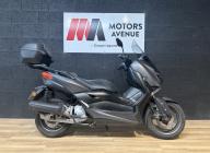 YAMAHA XMAX 125