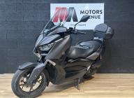 YAMAHA XMAX 125