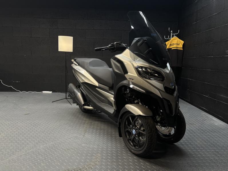 PIAGGIO MP3 530 HPE EXCLUSIVE