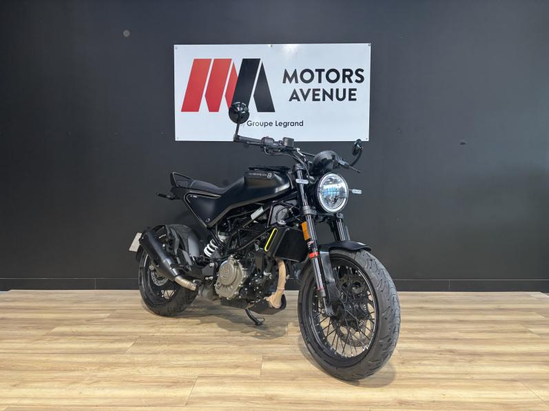 HUSQVARNA SVARTPILEN 125 ABS
